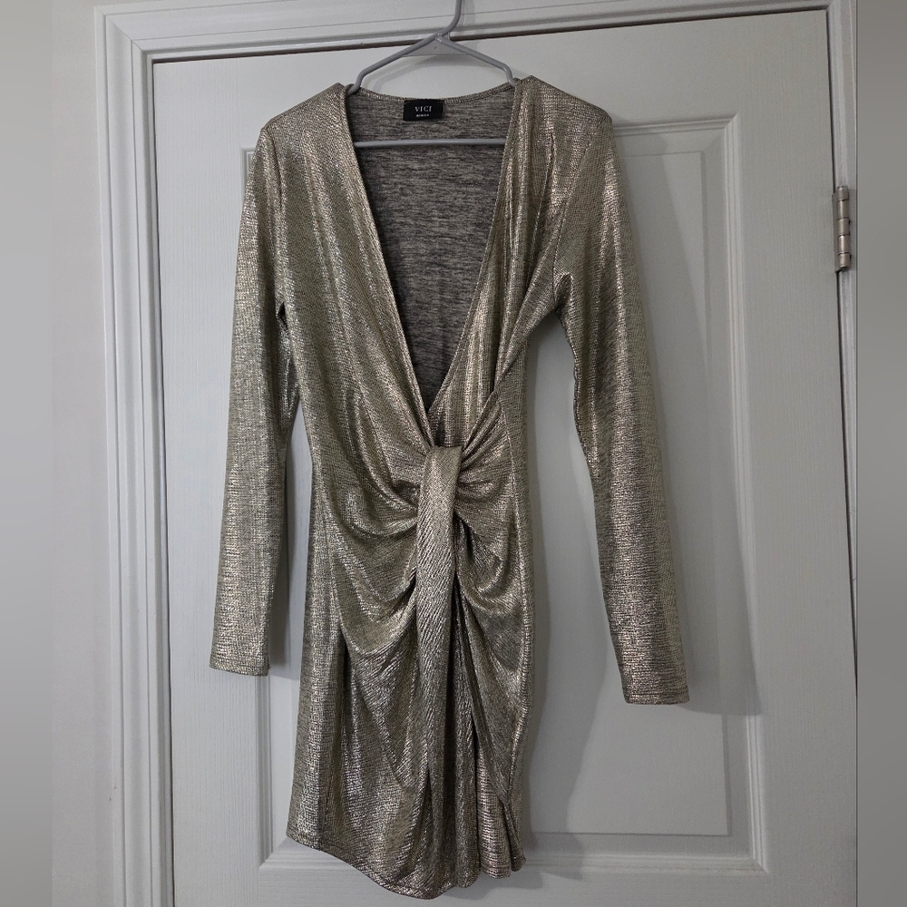 Vici Dress M